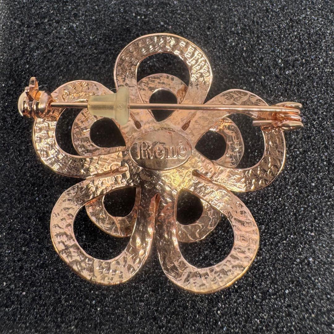 René ルネ】定価37,400円花モチーフブローチ 2個セット - メルカリ