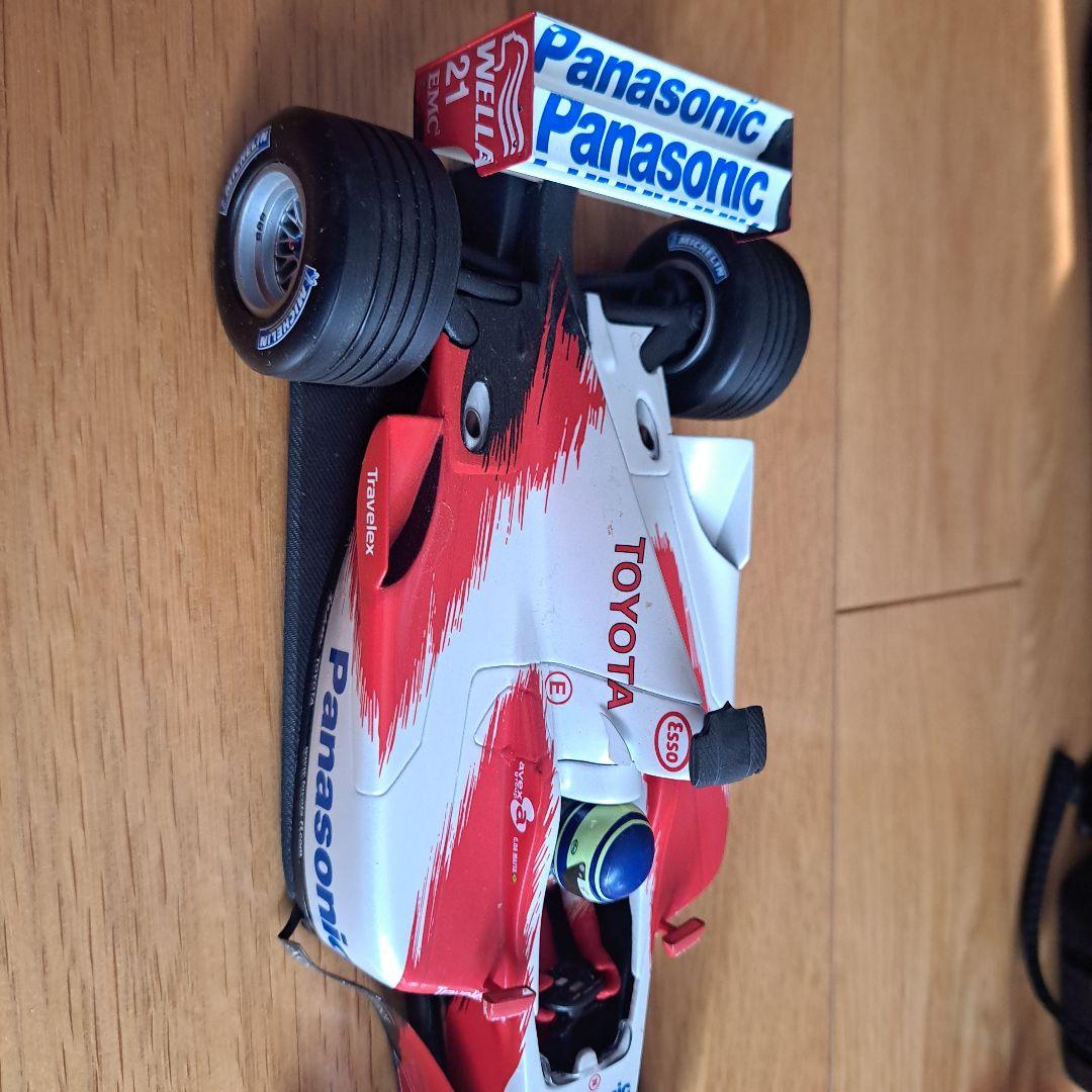 トヨタF1 2002 ミニカー 　 1/18 ミニチャンプ