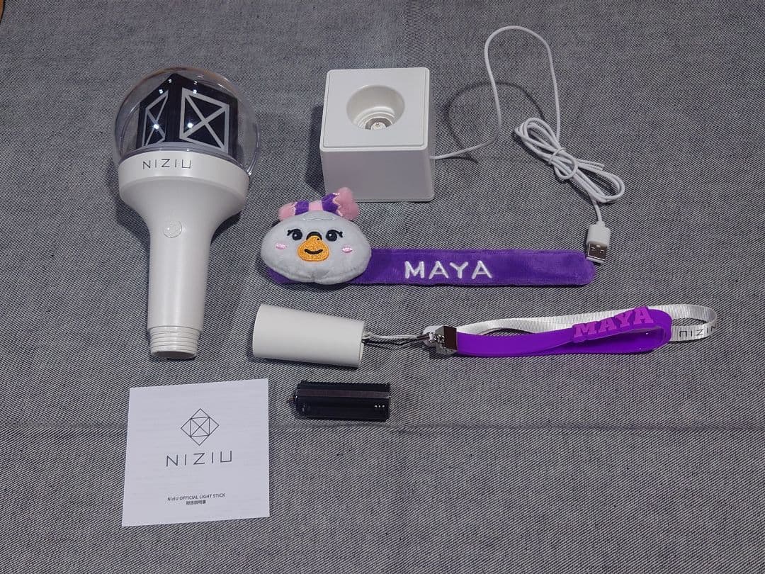 NiziU ペンライト マヤ - メルカリ