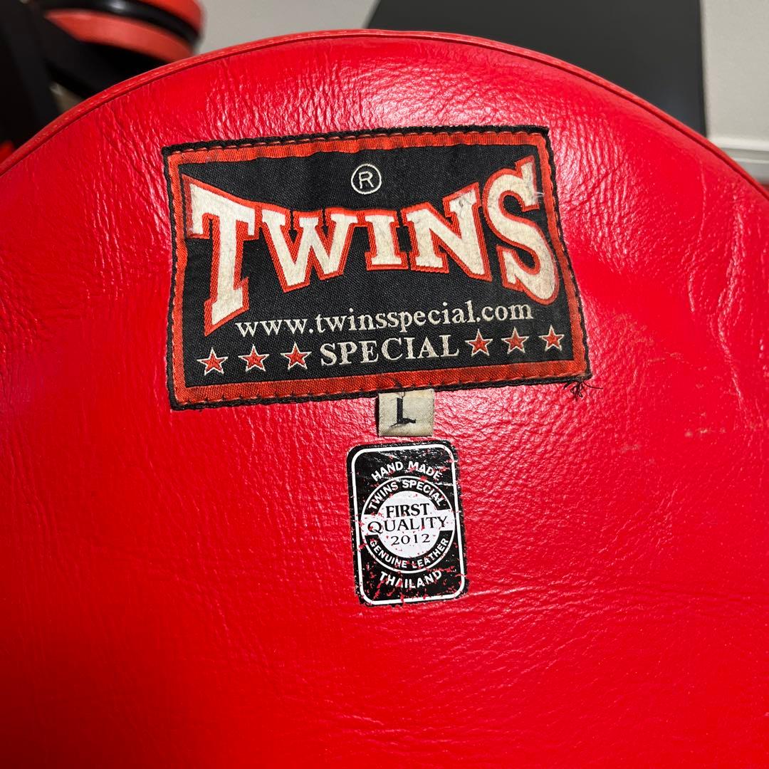 TWINS ボディーミット キック打撃練習 格闘技