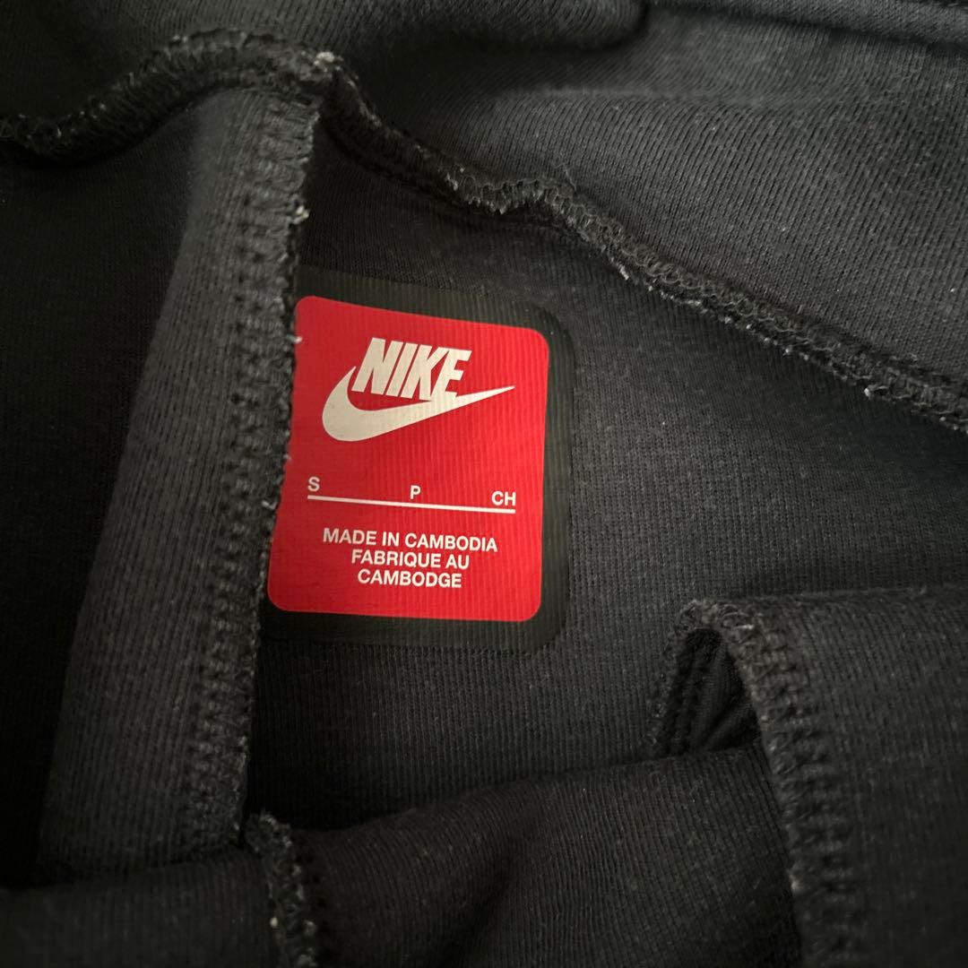 Nike テックフリース　セットアップ　 S 黒　廃盤赤タグ