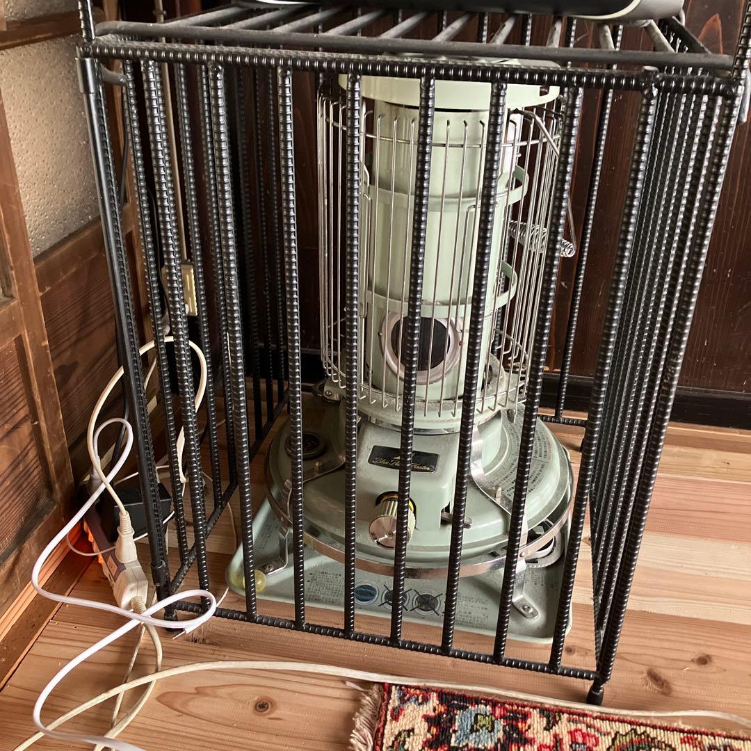 里山エンジン ストーブガード 金属製 ブラックのみ - メルカリ