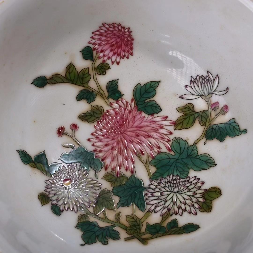 中国古美術・珍蔵粉彩・胭脂紅釉の碗・陶磁器・置物・純手描き・彩絵