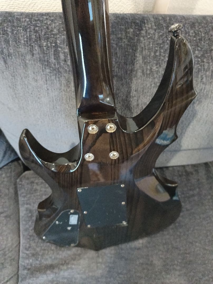 GrassRoots G-FR-62GT フォレスト フロイドローズエレキギター