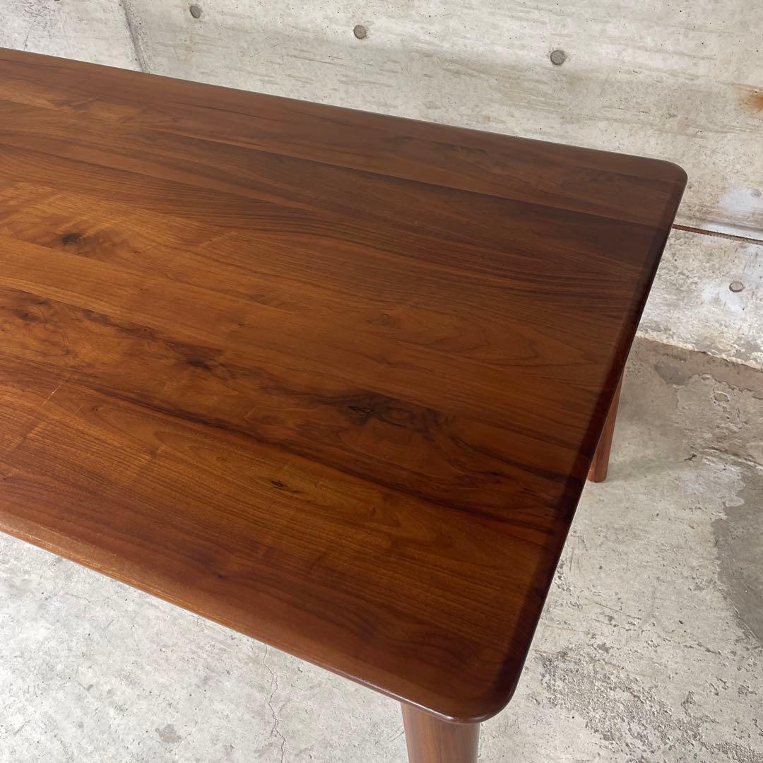 IDC OTSUKA 大塚家具　ウォールナット ダイニングテーブル　無垢材