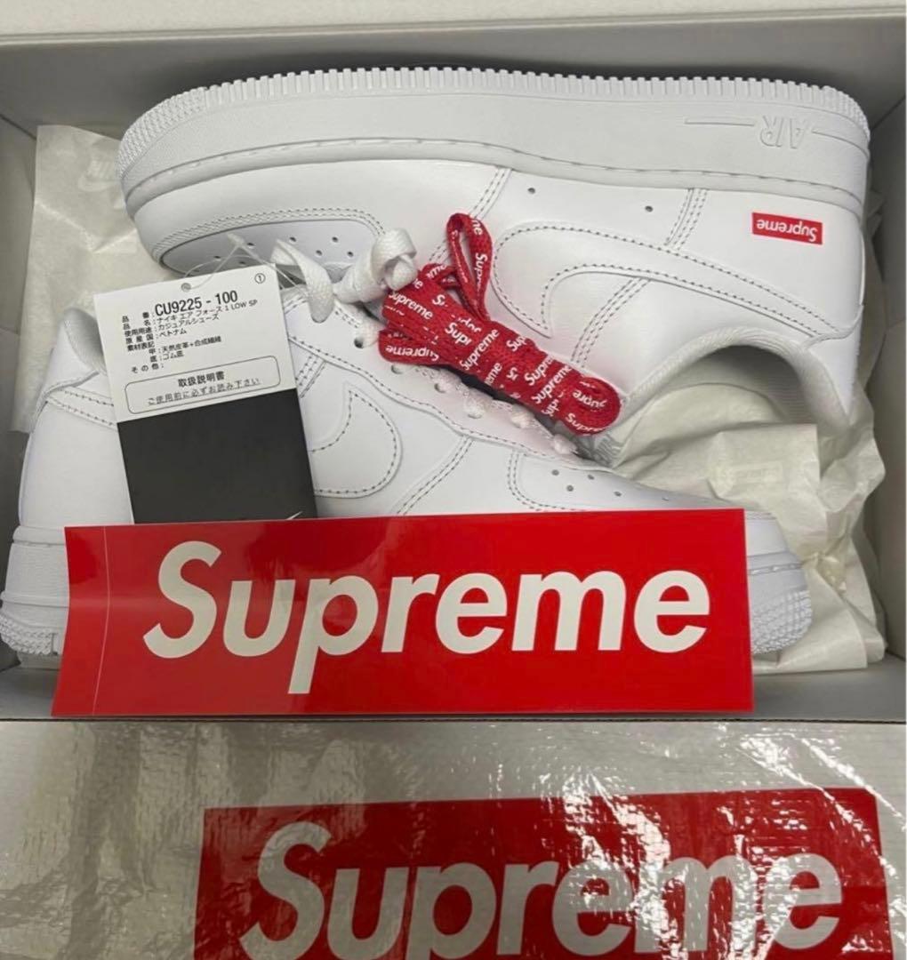 Supreme × Nike Air Force 1 Low \"White\"