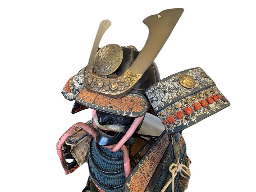 日本美術 時代甲冑 等身大 家紋入 丸に揚羽蝶 鎧兜 一式 面頬 鎧櫃 鎧立付