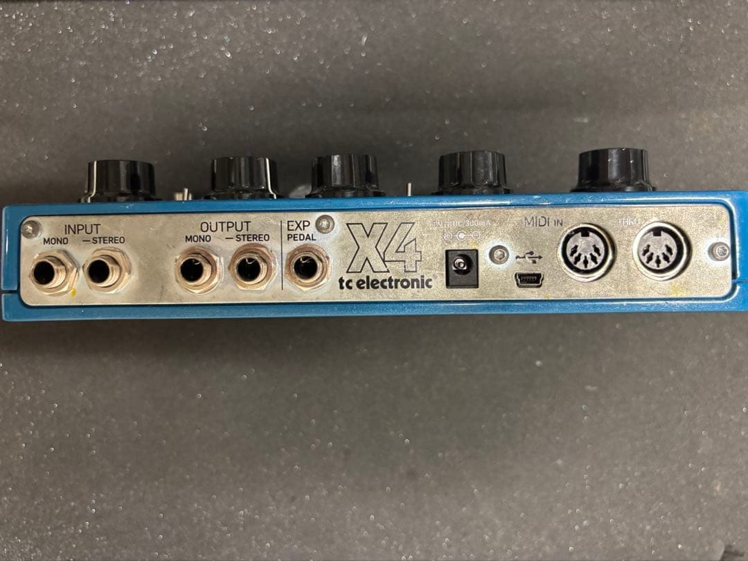 ギター tc electronic FLASHBACK X4