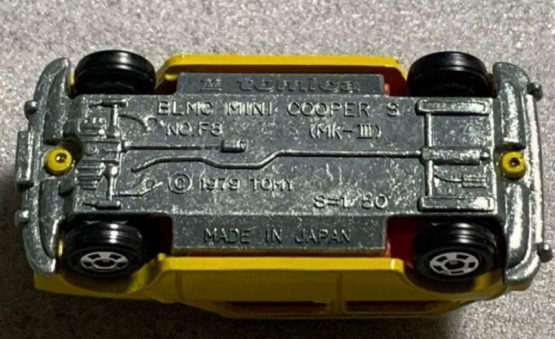 サイン入り トミカ ミニクーパー トラフィック クラブマン