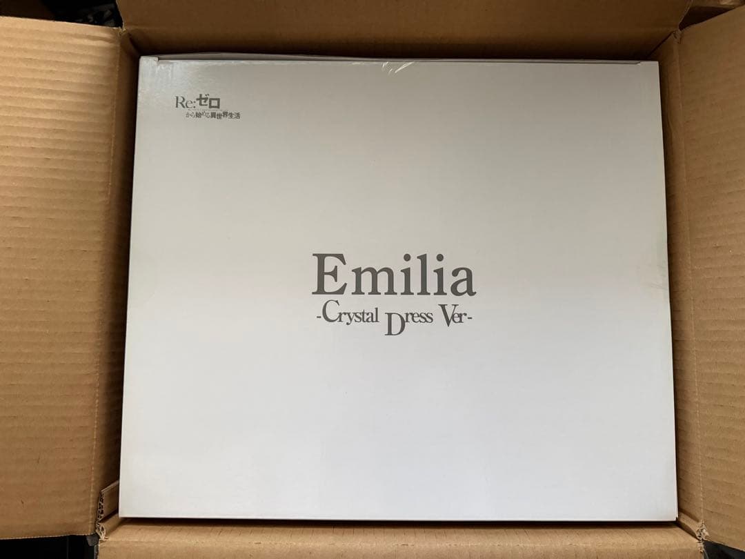 【新品未開封】渋スク エミリア Crystal Dress Ver　フィギュア