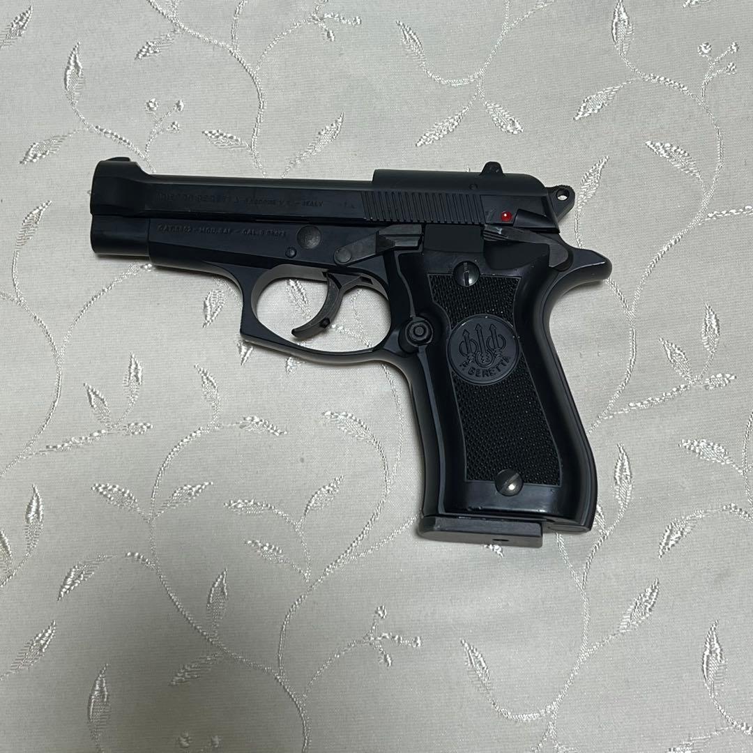 ウエスタンアームズ　ベレッタ 84f ガスブローバック　ガスガン　WA