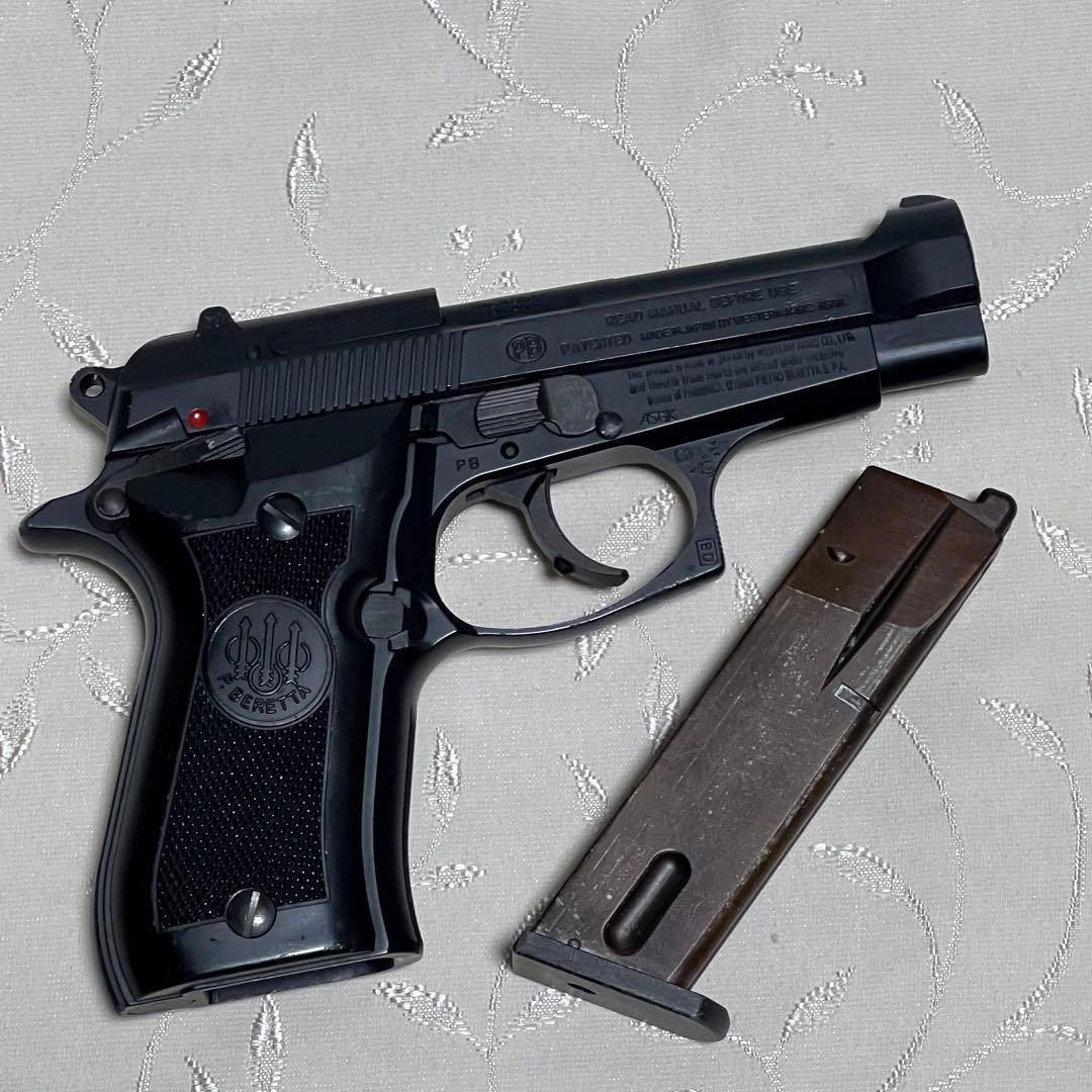 ウエスタンアームズ　ベレッタ 84f ガスブローバック　ガスガン　WA