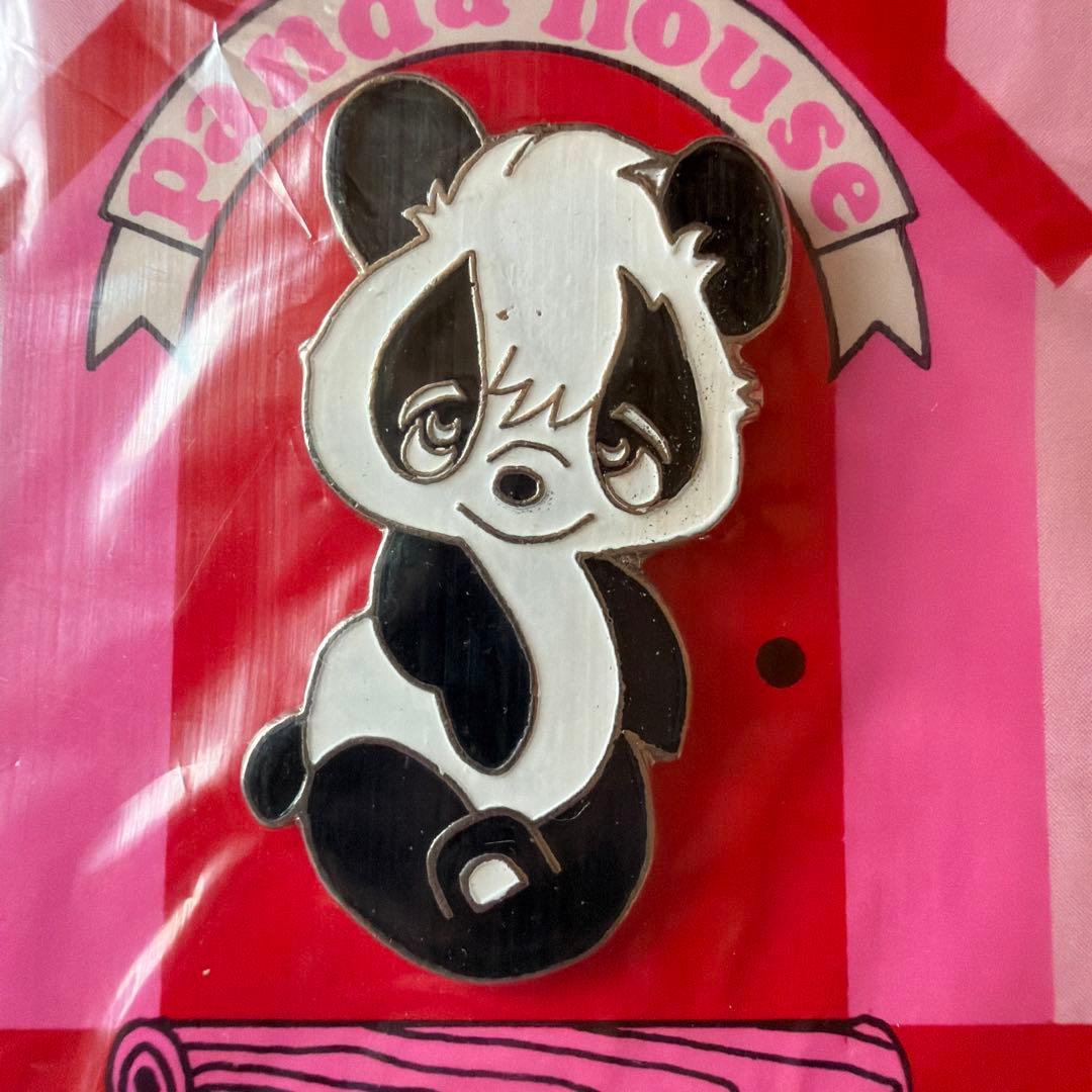超希少 1970年代初期 サンリオ パンダハウス ピンバッジ 未使用 昭和レトロ