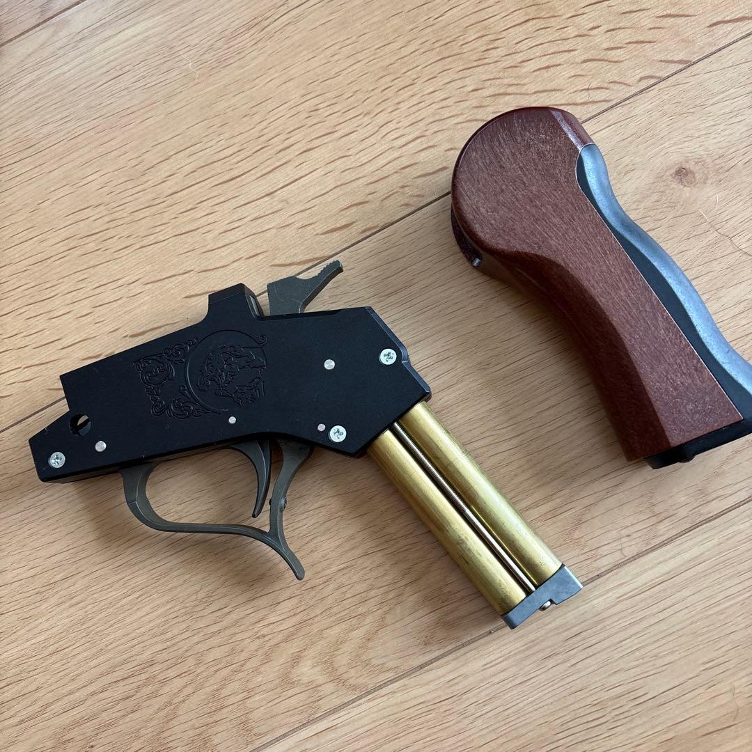 トンプソンコンテンダー機関部 トンプソンコンテンダーガスガン激レア