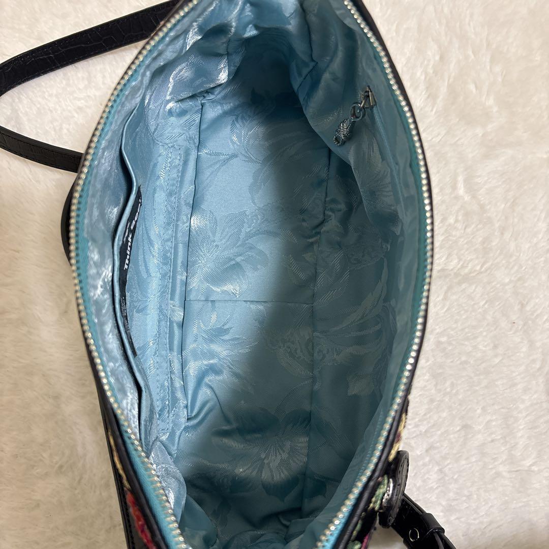 Think Bee! スパンコール フラージェビーズ ショルダーバッグ 刺繍