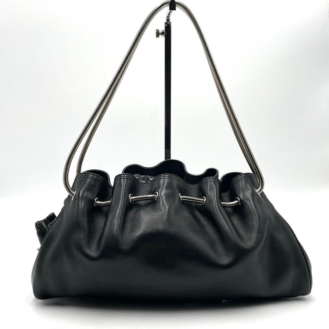 超極美品● フェラガモ ハンドバッグ ガンチーニ チャーム ブラック レザー