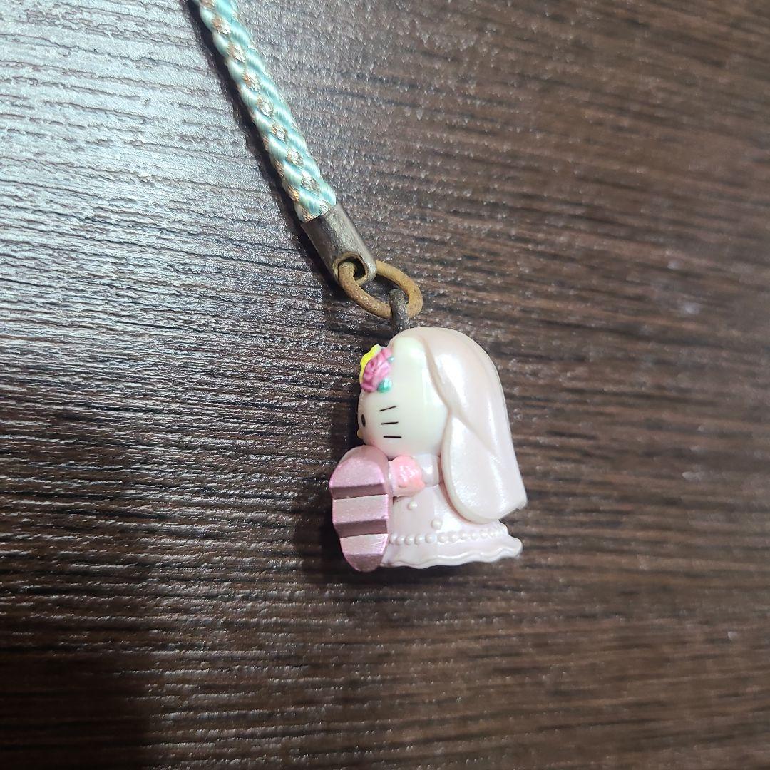超激レア　伊豆限定ウェディングバージョンハローキティ ストラップ