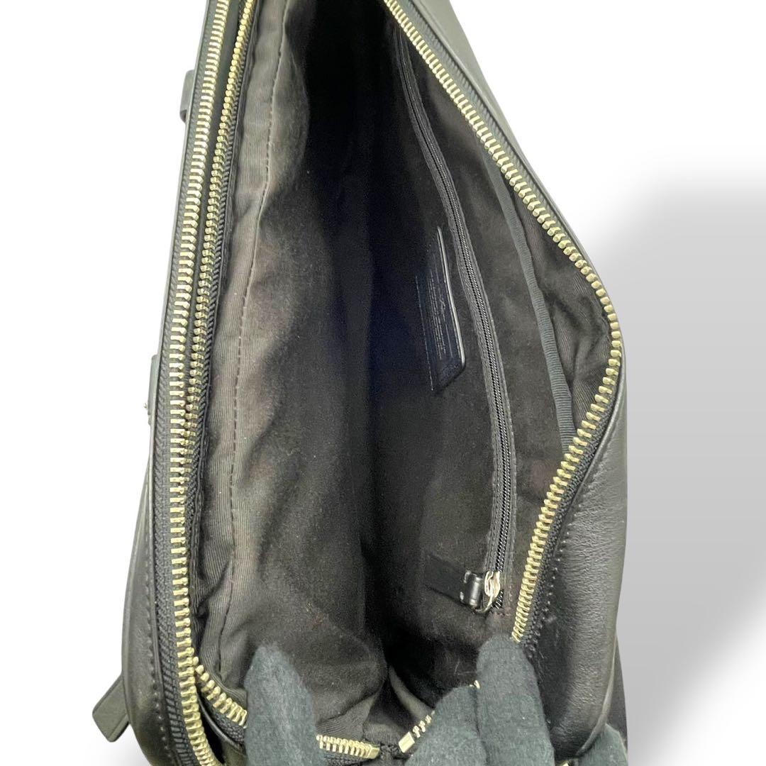 極美品　コーチ　2way ビジネスバッグ　ショルダー　2層　オールレザー　黒