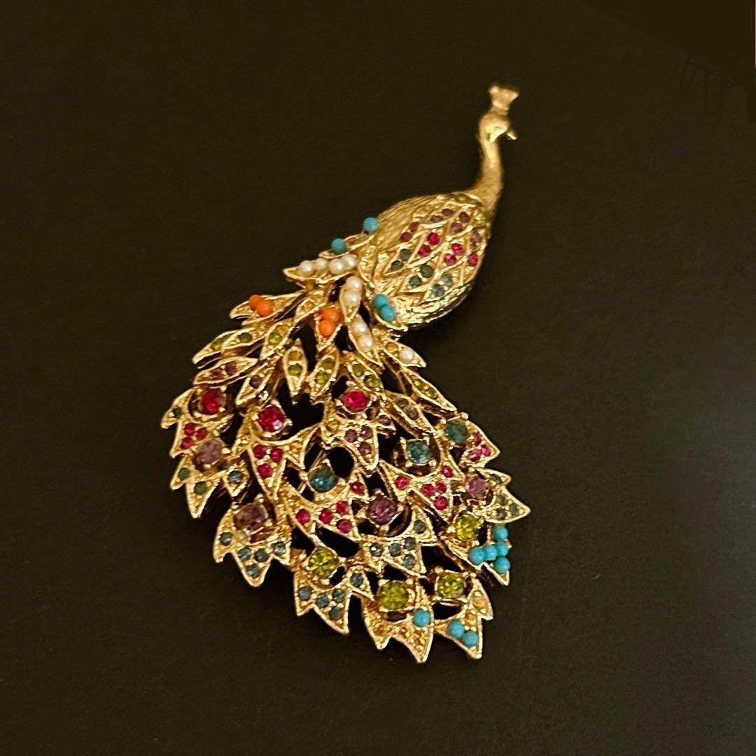 孔雀デザイン ブローチ - メルカリ