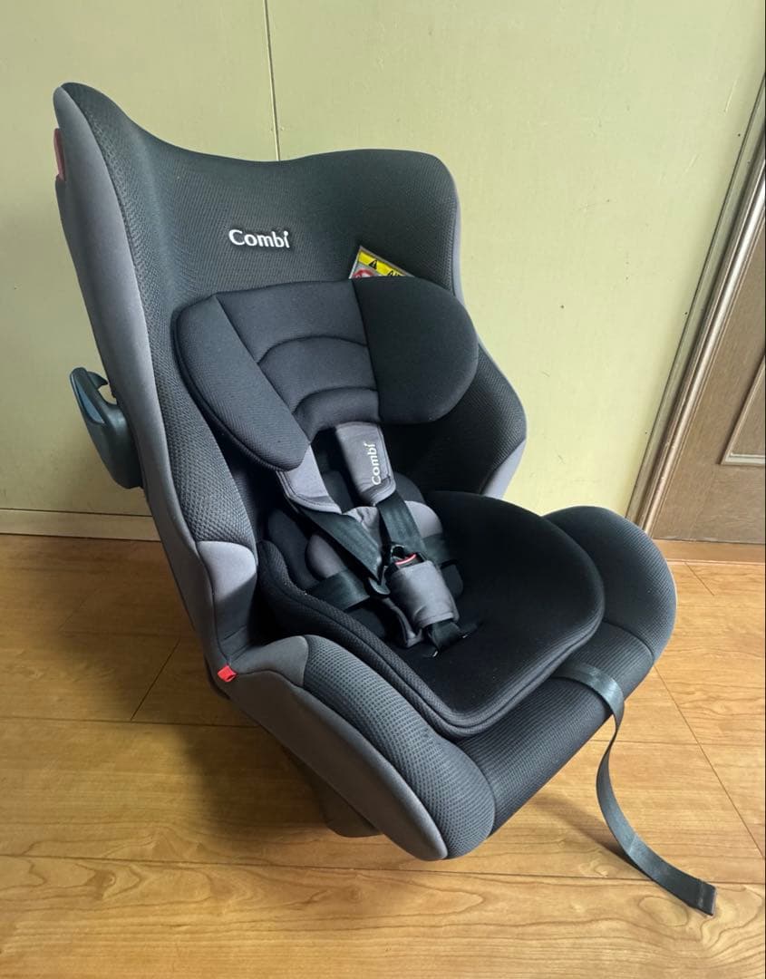 Combi コンビ ウィゴーロングHI チャイルドシート 楽天市場】コンビ