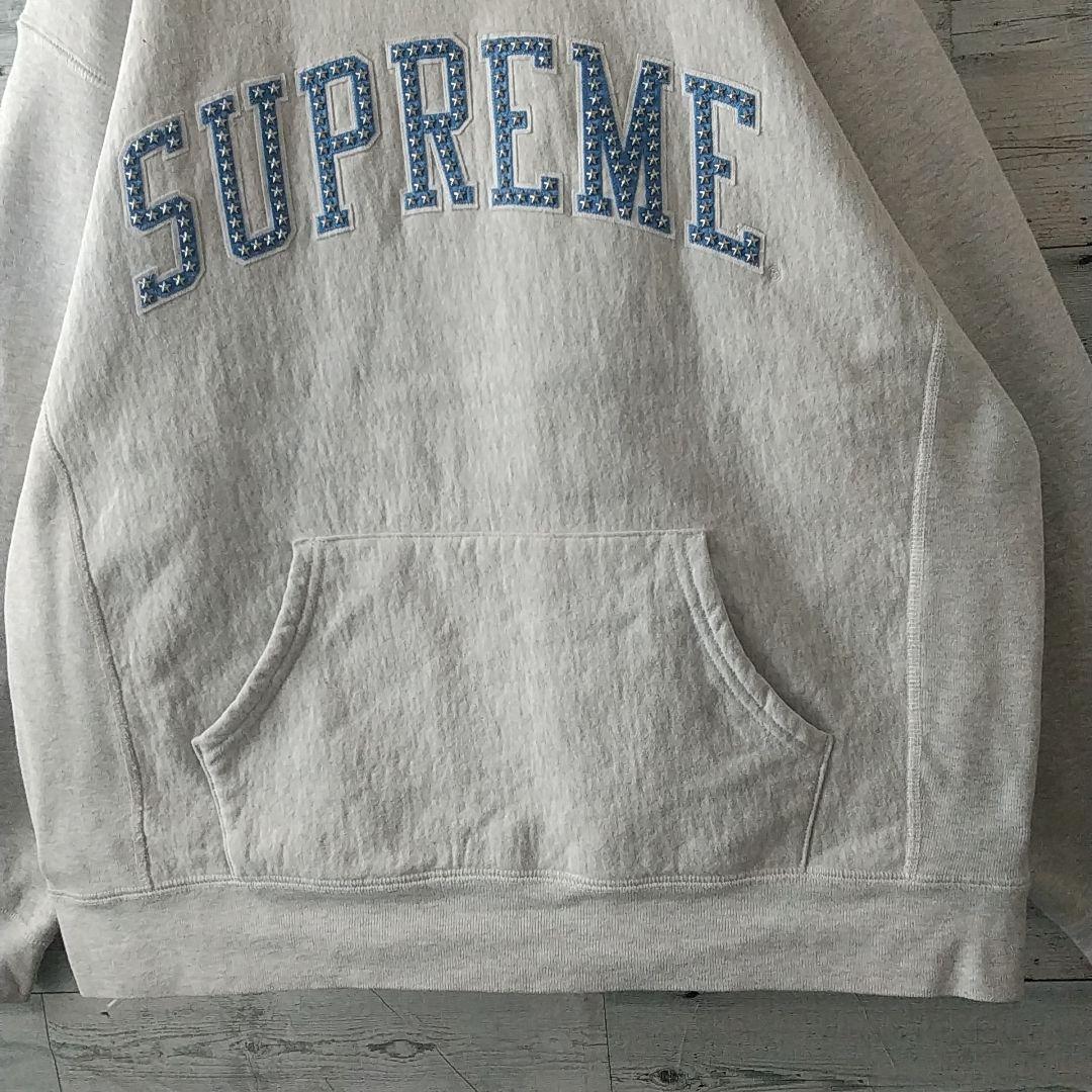 人気デザイン☆シュプリーム スタースタッズ アーチロゴ パーカー L相当