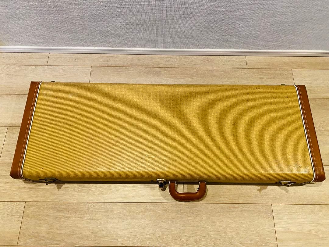 VARITA VST001 ヴァリータ ストラト SSH EMG フロイドローズ