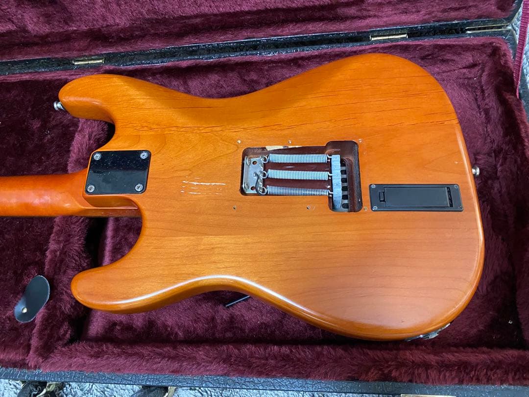 VARITA VST001 ヴァリータ ストラト SSH EMG フロイドローズ