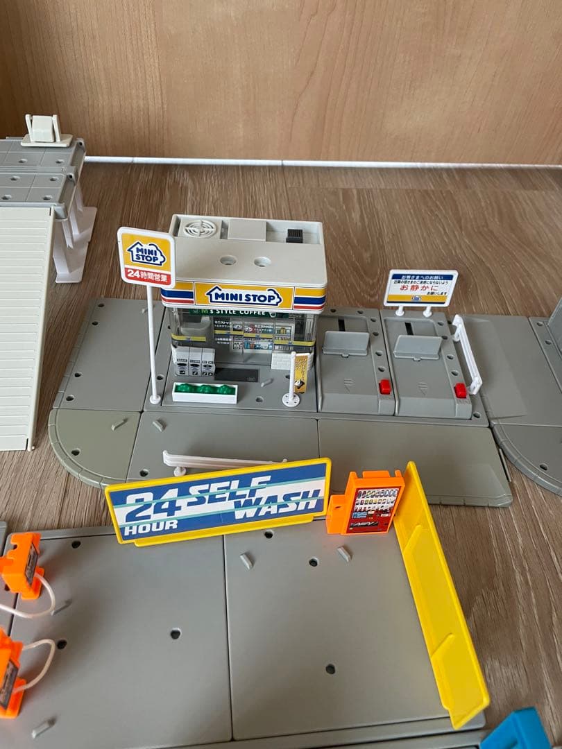 トミカタウン　まとめ売り　信号機　警察署　ENEOS イオンモール　消防署　他