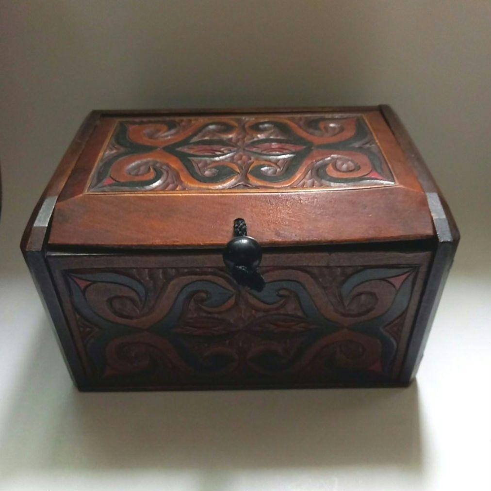 アイヌ文様 木箱 阿部尤三 工芸品 民芸 - メルカリ