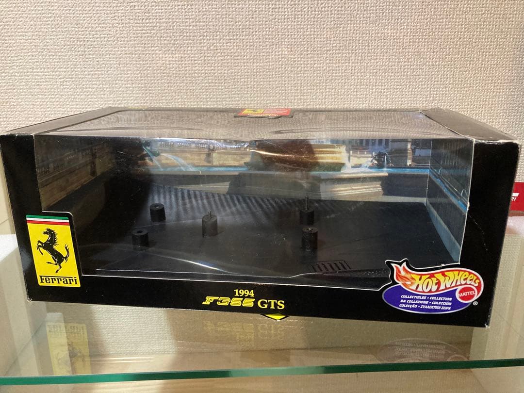 ミニカー FERRARI F 355 GTS 1:18