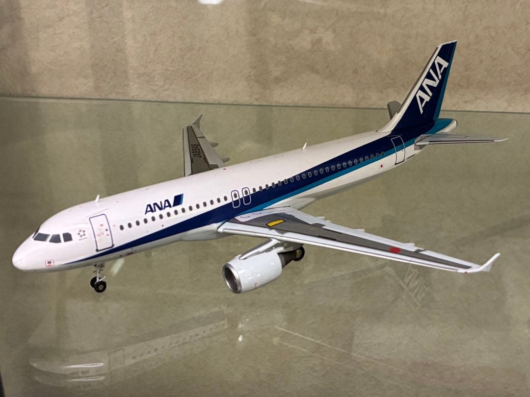 最終価格】ANA A320 JA8946 1/200 金属製 JCWINGS - メルカリ