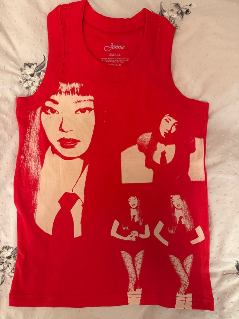 BLACKPINK Jennie Ruby Photo タンクトップ
