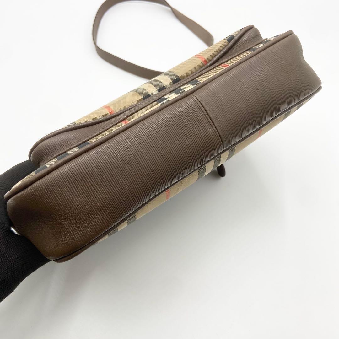 バーバリー　ショルダーバッグ　ノバチェック　キャンバス　レザー　ブラウン