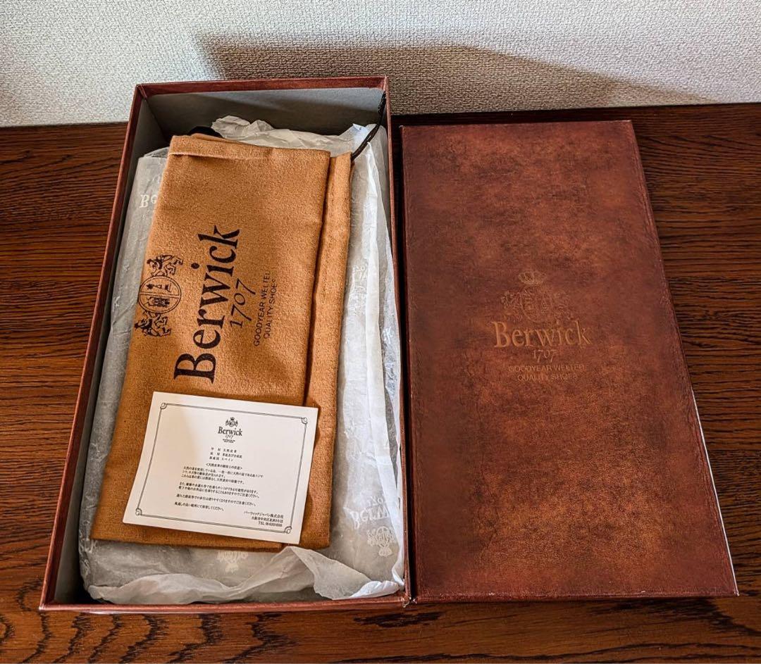 【新品・未着用】Berwick 1707 キャップトゥ ブラウン