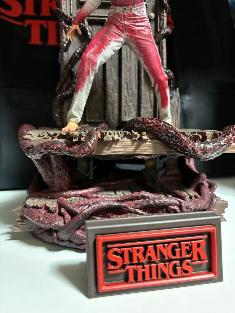 アイアンスタジオ ストレンジャーシングス イレブン1/10 スタチュー