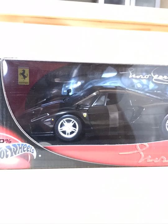 FERRARI ENZO 1/18 HOT WHEELS フェラーリ　ブラック