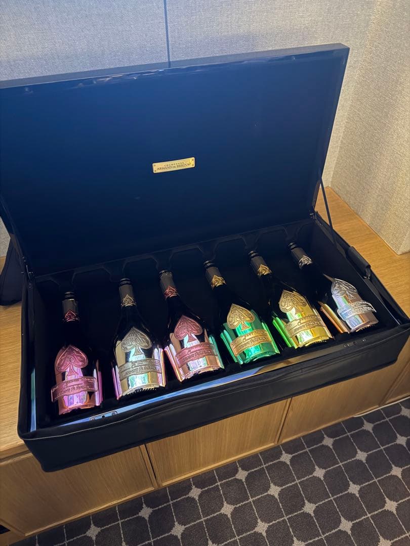 レア】アルマンド アタッシュケース 空瓶 袋セット