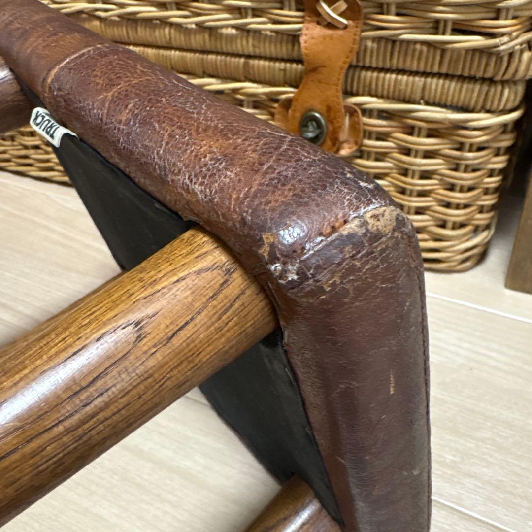 TRUCK FURNITURE CHILD STOOL ①