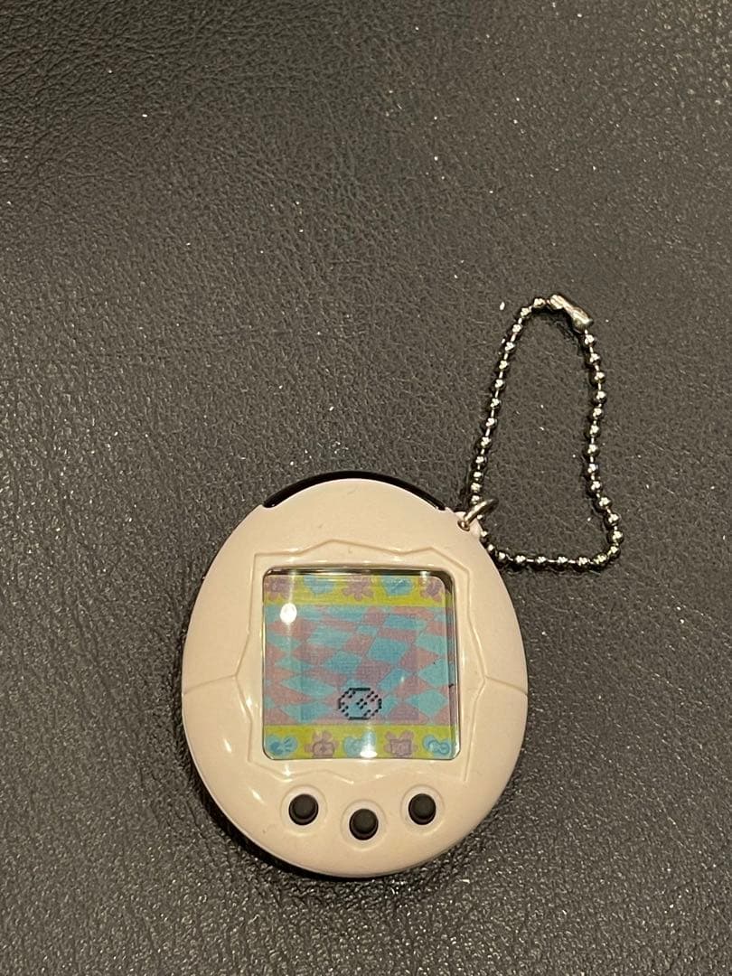 希少たまごっち白＆ケース