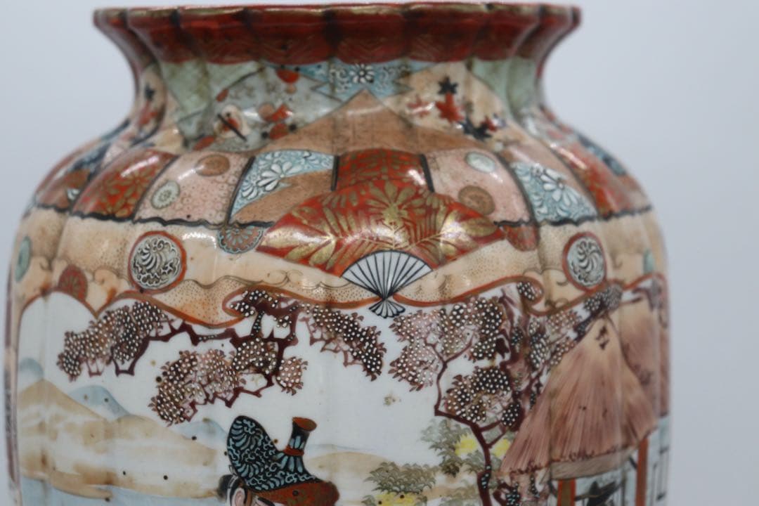 江戸 加賀国九谷造 赤絵灯籠型瓶 人物紋 高さ約35cm 送料