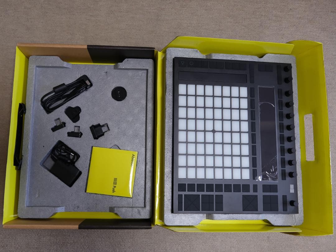 専用 ABLETON エイブルトン / Push2 Live用コントローラー