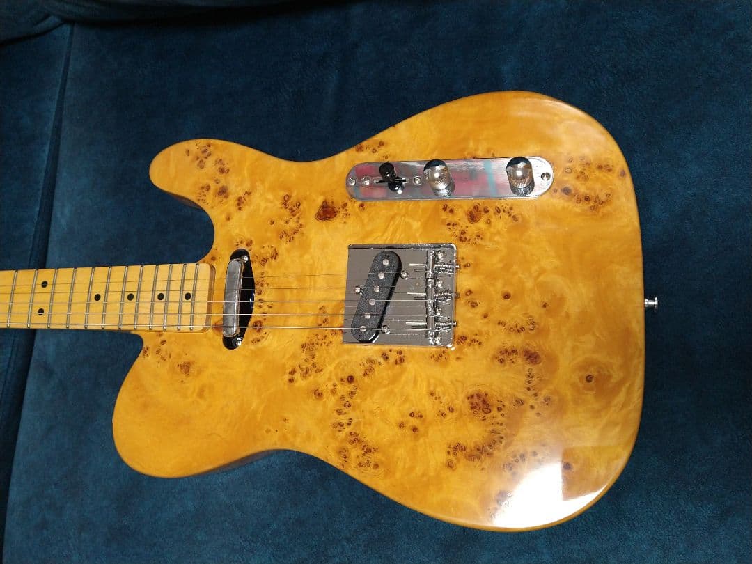 新品カスタムメイドテレキャスターエレキギター　バードアイメープルトップ＆アッシュ