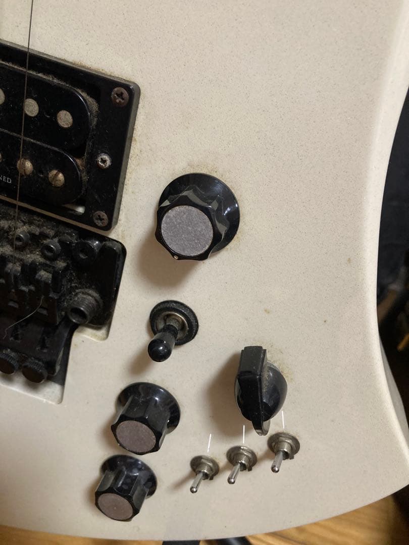 B.C.Rich パールホワイト モッキンバード エレキギター 6弦 ジャンク