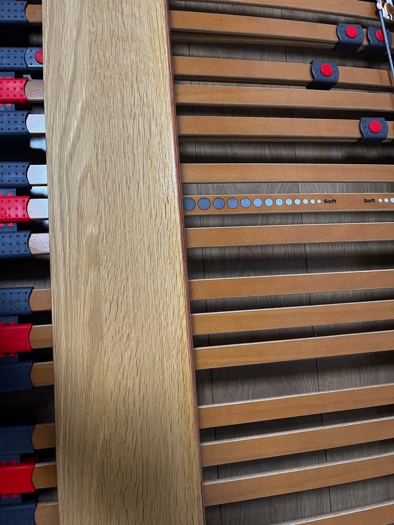 カリモク　ベッドフレーム