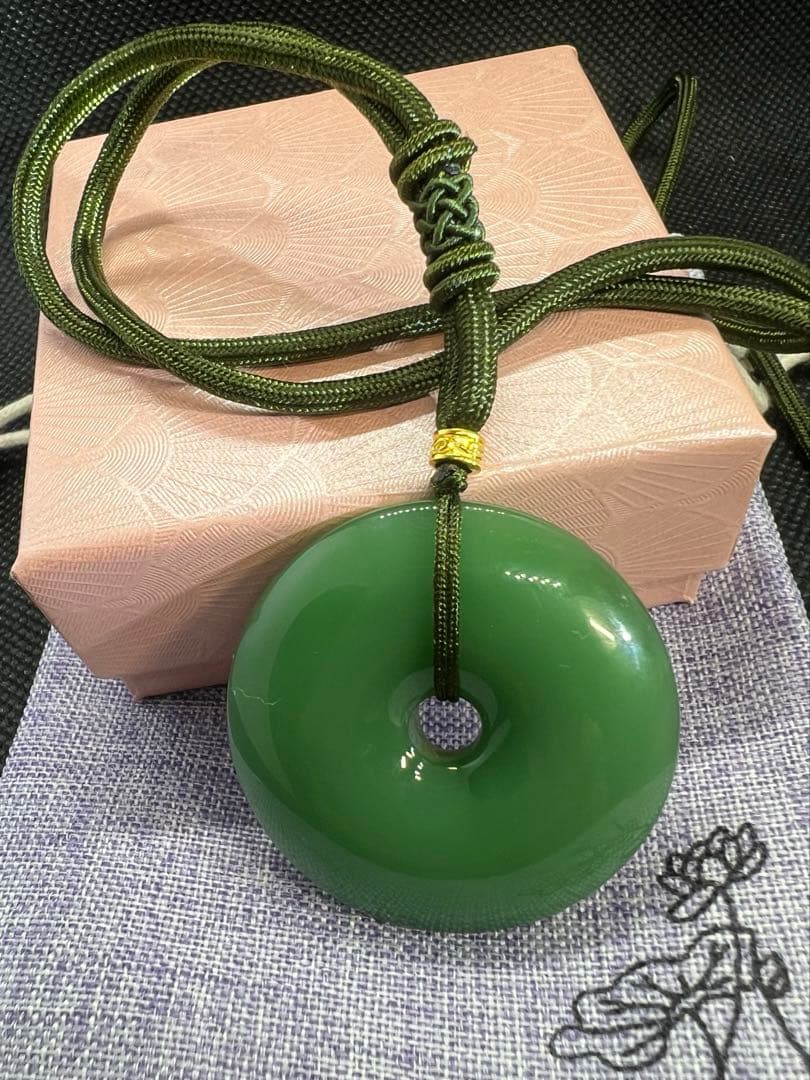 天然和田玉碧玉翡翠アップルグリーン平安ボタンのネックレスAB1063 販売