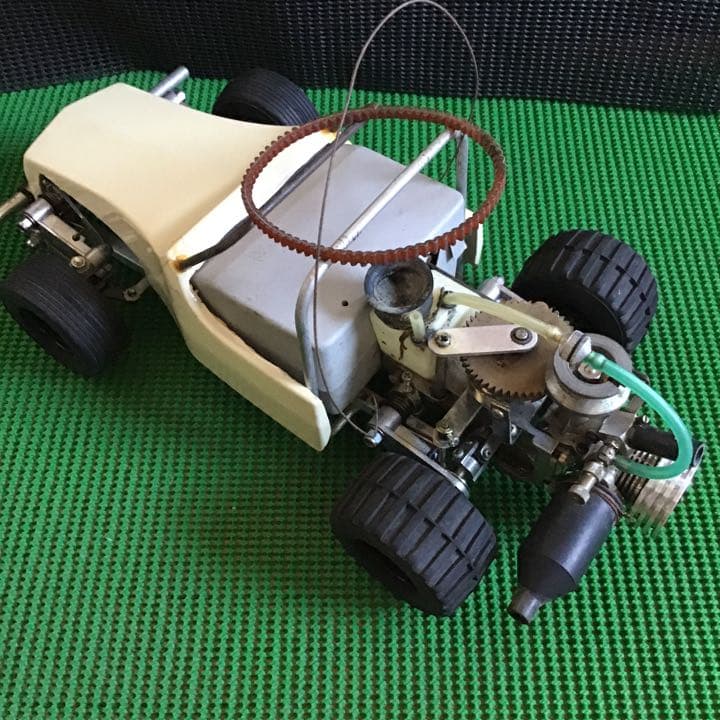 ヒロボー HIROBO ナインビート 初期型 エンジン付 40-45年前