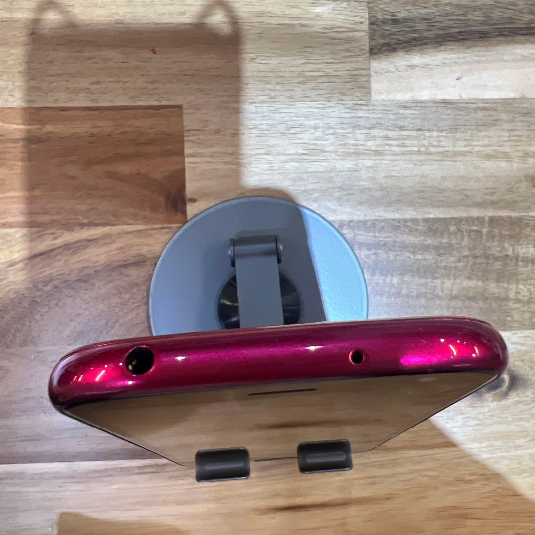 T15 美品SIMフリー らくらくスマートフォンF-52B