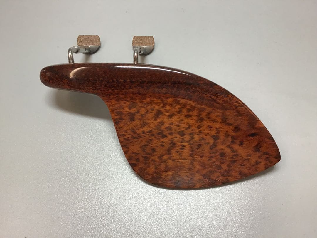 #スネークウッド　バイオリン顎当て　ガルネリタイプ　希少　貴重品 スネークウッド バイオリン顎当て ガルネリタイプ 希少 貴重品