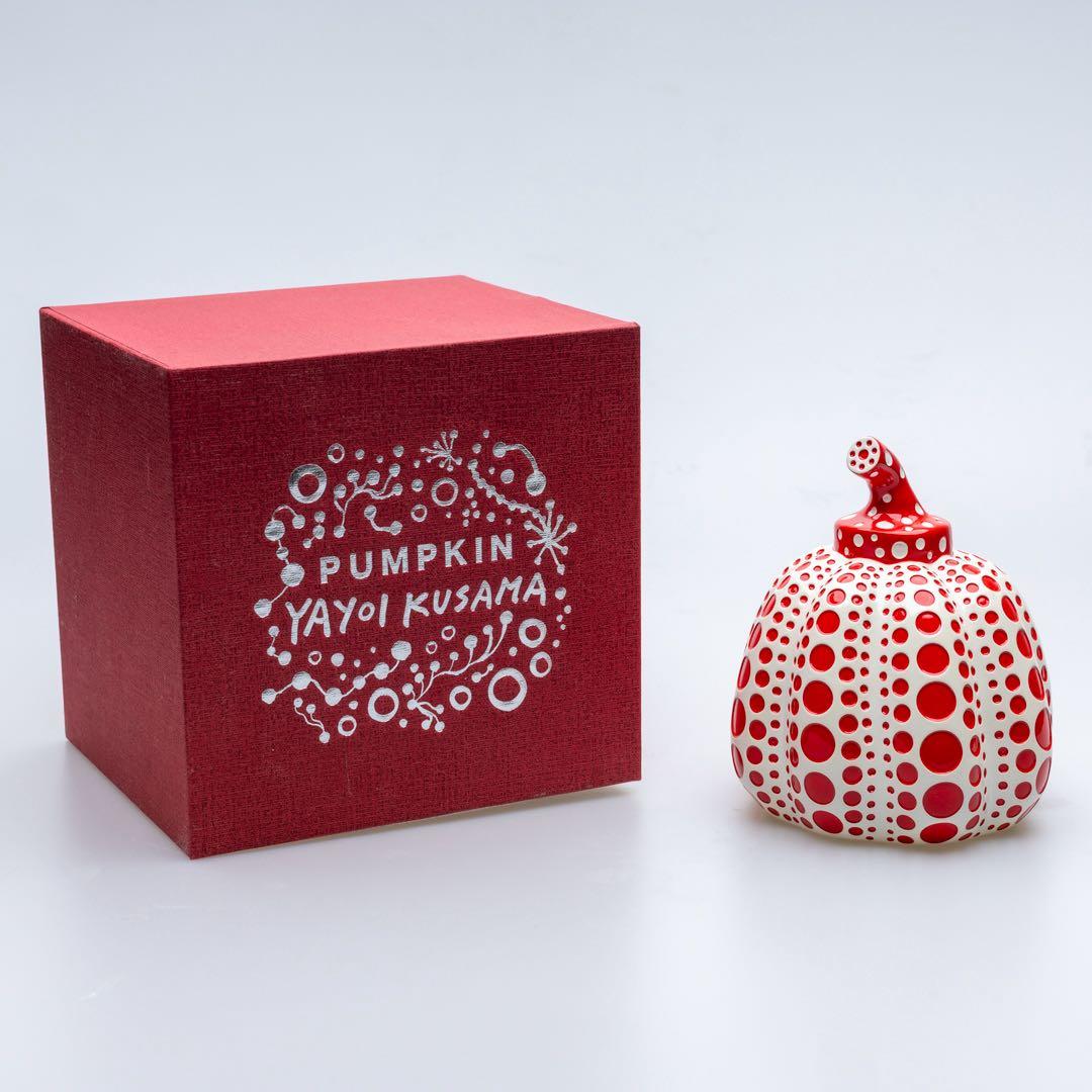 草間彌生 かぼちゃ 赤 ペーパーウェイト オブジェ - メルカリ