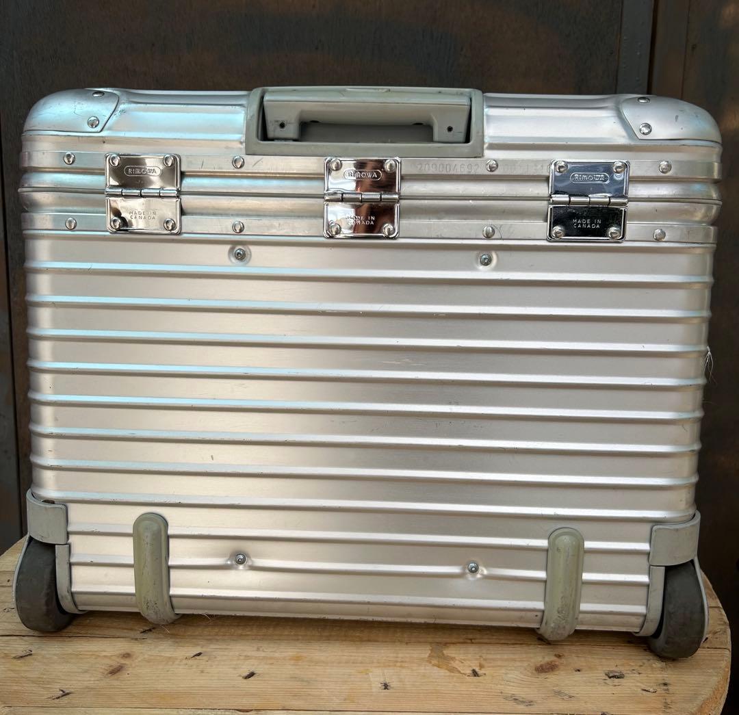 リモワ パイロット トロリー 2輪 カナダ製